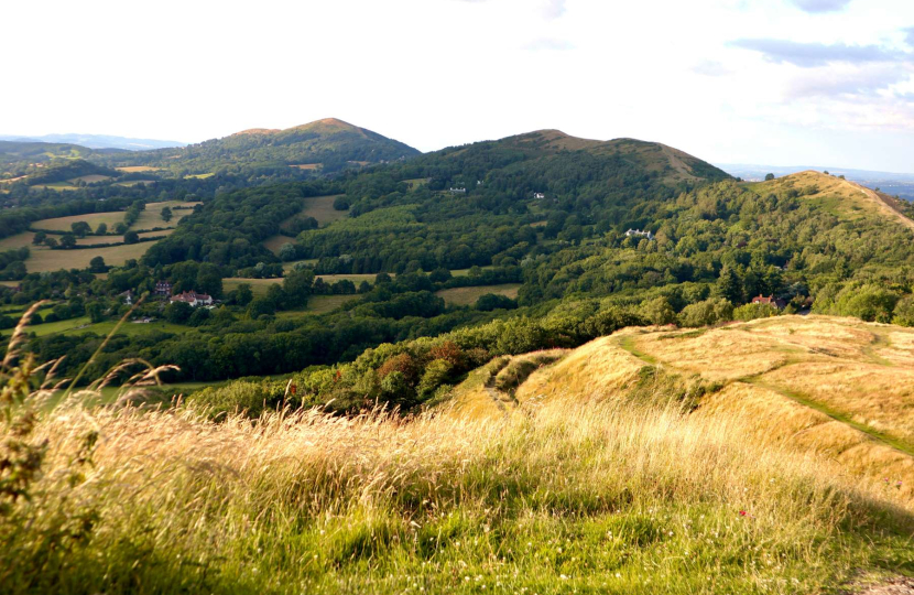 Malvern Hills by Wendy Morris on Unsplash